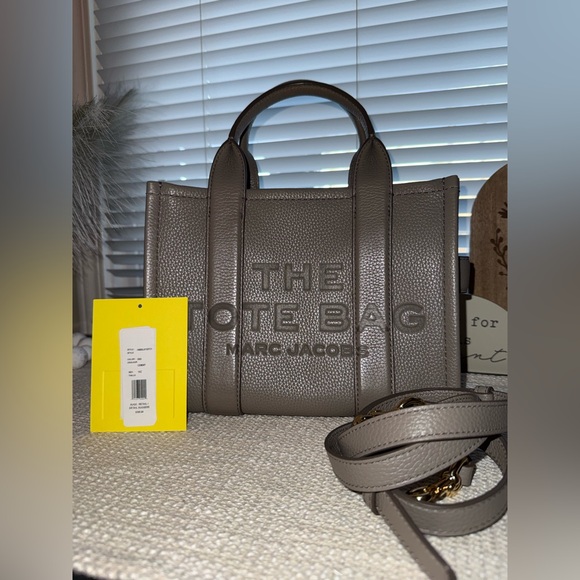 Marc Jacobs Handbags - Marc Jacobs The Tote Bag Small in cement